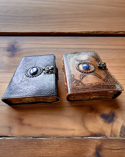 Premium Dziennik, Antyczny wzór, Notatnik Skórzany "Magiczna Kronika"200 stron, 2 warianty do wyboru, personalizacja grawerem