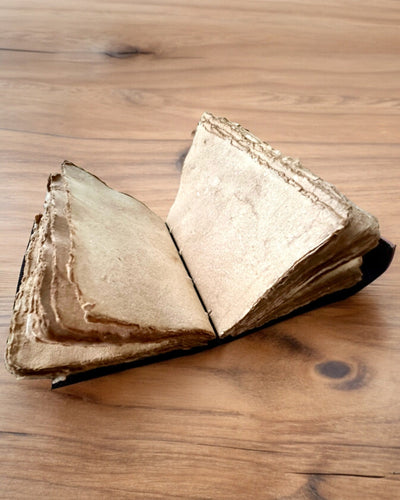 Premium Dziennik, Antyczny wzór, Notatnik Skórzany "Magiczna Kronika"200 stron, 2 warianty do wyboru, personalizacja grawerem