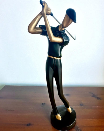 Figurka golfisty „Swing Elegance”, 24 cm výšky, dekorativní s možností gravírování jako dárek