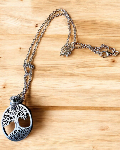 Náhrdelník "Strom života" z nerezové oceli - personalizace gravírováním, 2 barevné varianty