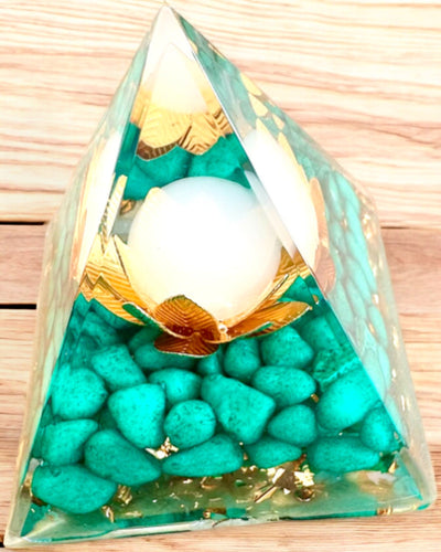 Orgonitová energetická pyramida "Harmonie Turmalínu"