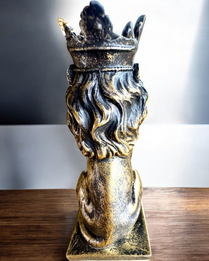 Lví král – Kompaktní 14.5 cm dekorativní figurka s možností gravírování jako dárek