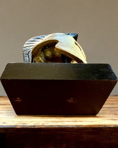 Helma Spartan Premium – ručně vyrobená dekorativní socha, možnost personalizace gravírováním jako dárek