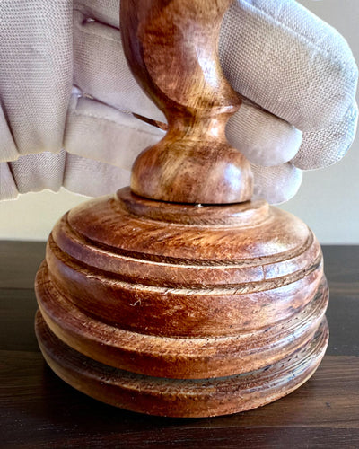 Sada 3 svícnů „Spirální Světlo“ 25 cm výšky, možnost personalizace gravírováním jako dárek