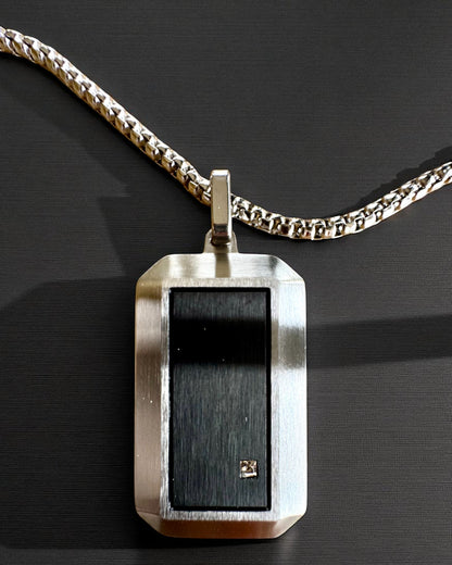 Pánský náhrdelník Dog Tag „SteelVision” – nerezová ocel, 15 variant, personalizace gravírováním