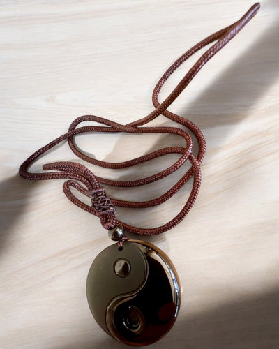 Boho náhrdelník z obsidiánu Yin Yang Tai Chi, možnost personalizace gravírováním jako dárek