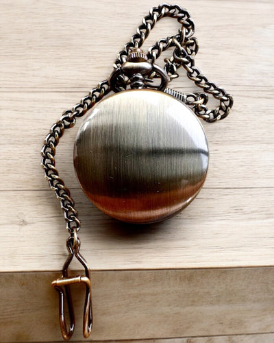 Klasické kapesní hodinky "Oldtimer" - stylová retro elegance, možnost personalizace gravírováním jako dárek