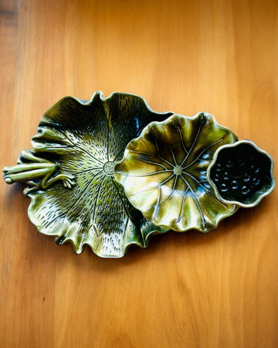 Elegantní kovový držák na kadidlo ve tvaru lotosového listu - 4 varianty na výběr, možnost personalizace gravírováním jako dárek