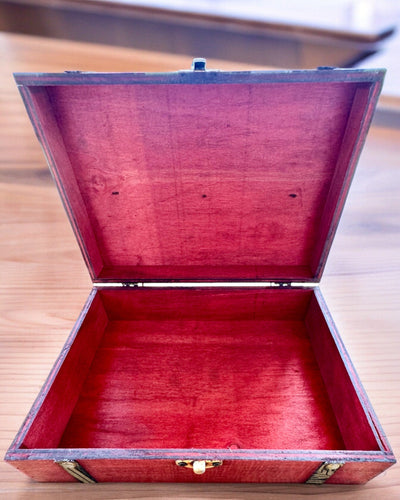 Antická dřevěná šperkovnice s možností gravírování, 23 cm x 16 cm x 7,5 cm