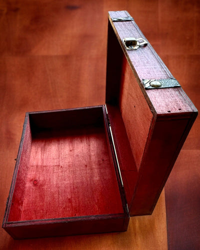 Antická dřevěná šperkovnice s možností gravírování, 23 cm x 16 cm x 7,5 cm