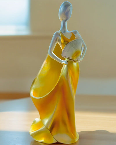 Elegantní stojan na láhev - Socha dámy - personalizace gravírováním, 2 varianty na výběr