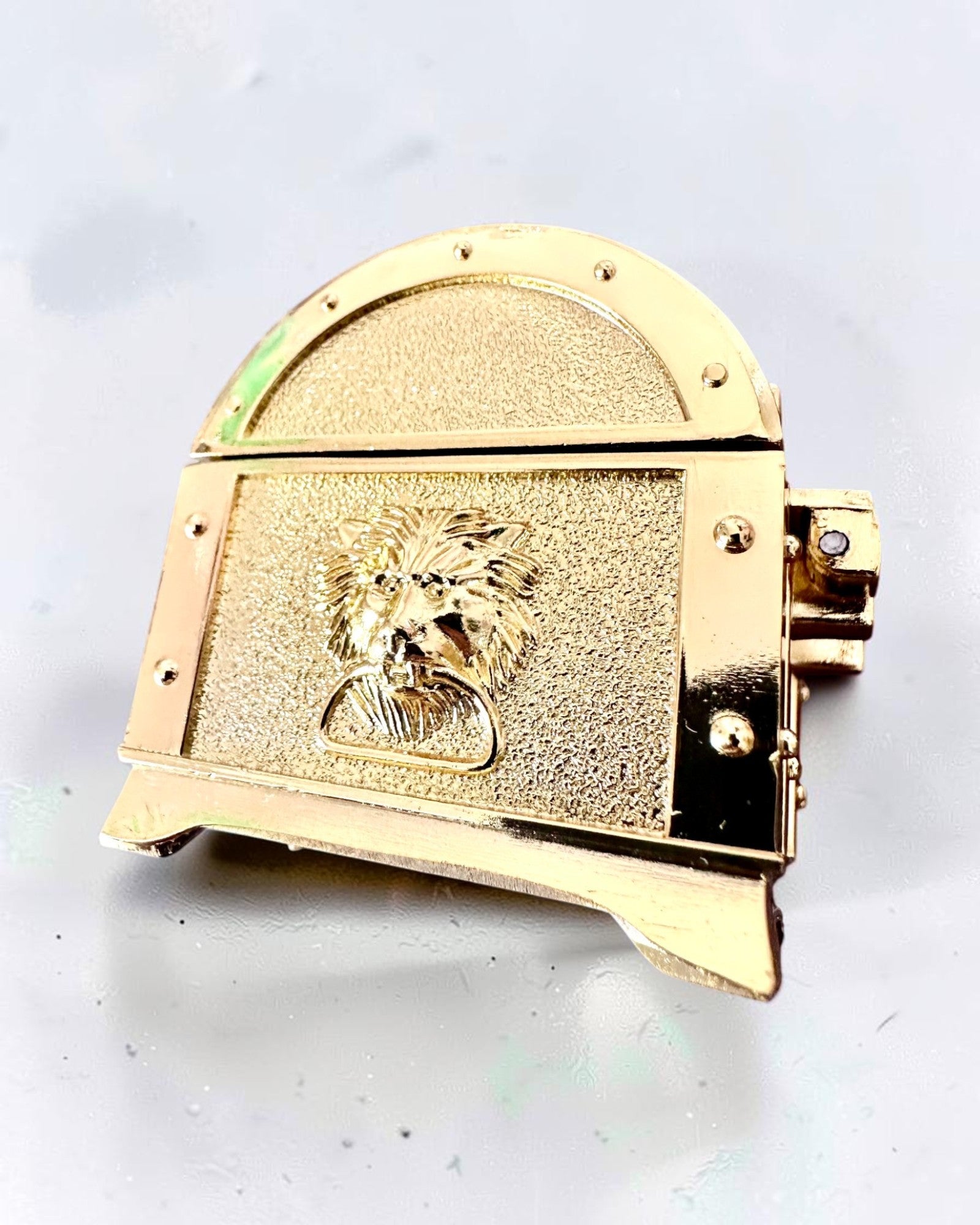 Skrzynia Skarbów Metalowa Retro z Grawerem - złota Kasetka 7x5x5 cm