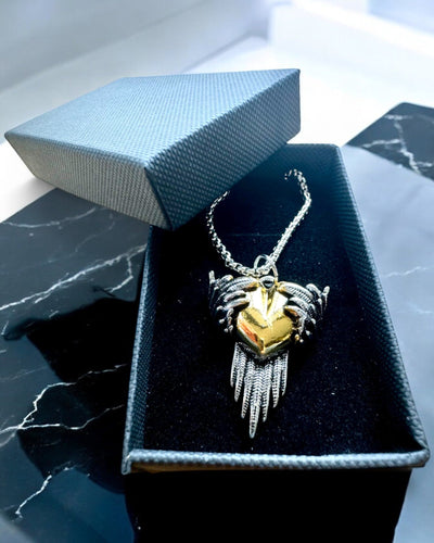 Amulet Srdcostřelec – Temná Křídla Lásky, možnost personalizace gravírováním jako dárek