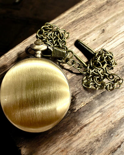 Antický bronzovo-zlatý kapesní kompas s krajkovým vzorem – Perfektní pro průzkumníky a milovníky retro. Personalizace gravírováním