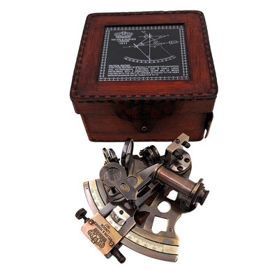 Mosazný sextant v kožené krabičce - NC1514B