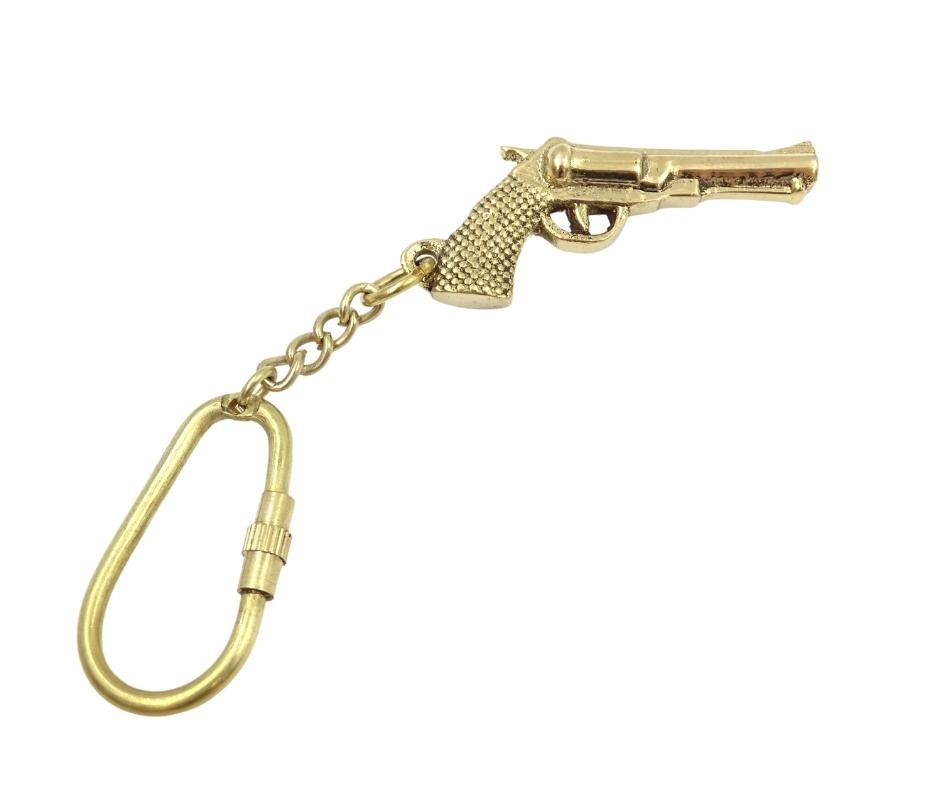 Mosazný přívěsek na klíče Revolver v elegantní krabičce - gadget pro fanouška westernů – KRT19A