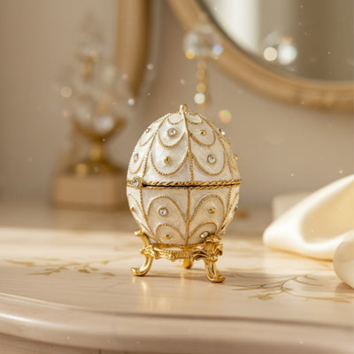 Exkluzivní kovová šperkovnice Fabergého vejce s krystalky - B0748-17WH