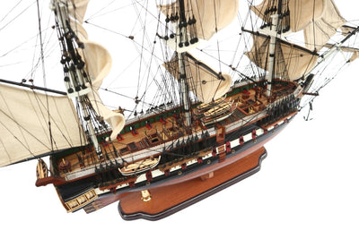 Exkluzivní velký model plachetnice USS Constitution 100cm s možností personalizace gravírováním