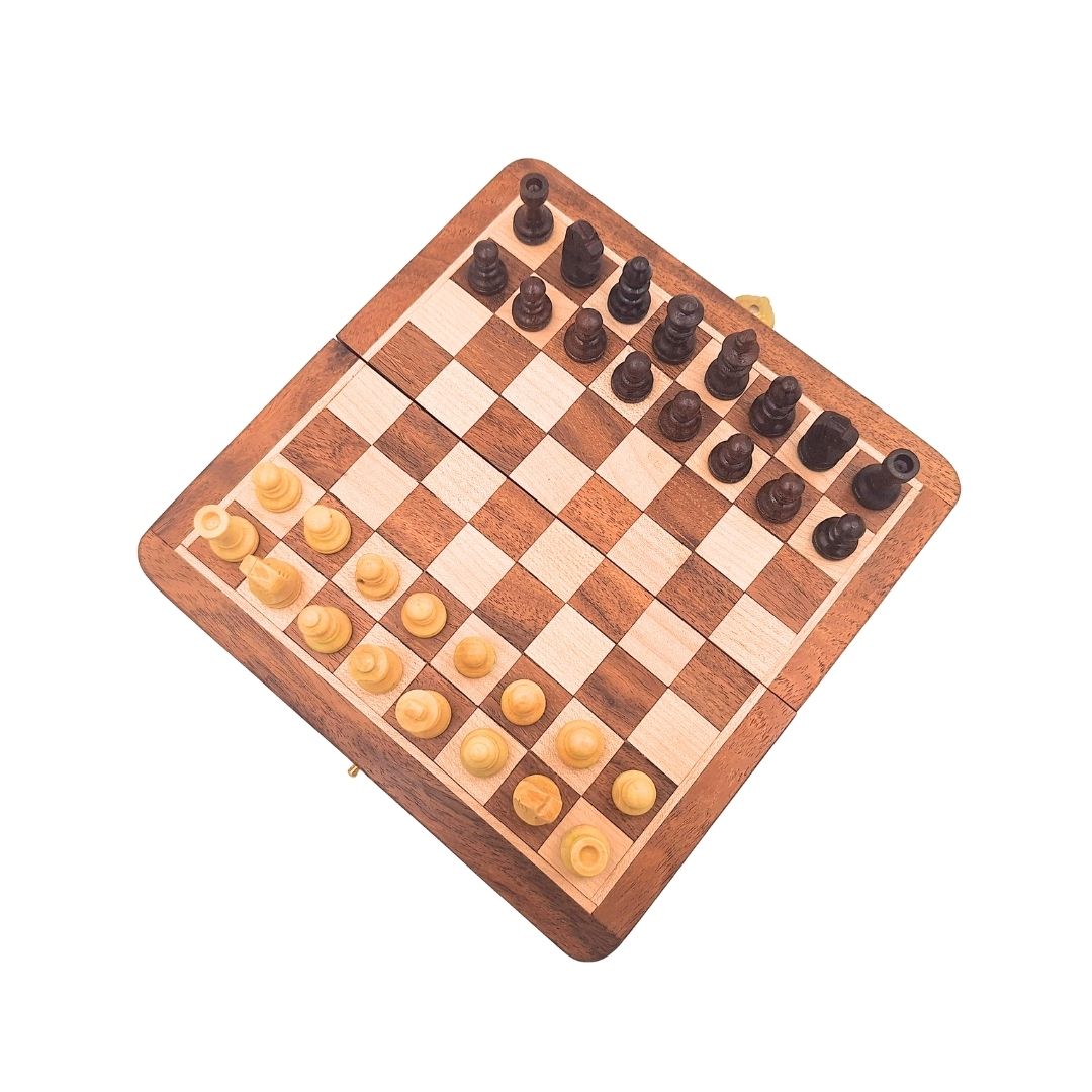 Dřevěné magnetické šachy - strategická hra - G201Z