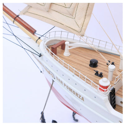 Exkluzivní model plachetnice Dar Pomorza 82 cm s možností personalizace gravírováním