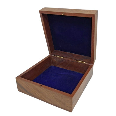 Eleganckie Drewniane Pudełko z Granatową Wypraską 14x14x6,5 cm z Możliwością Personalizacji Grawerem