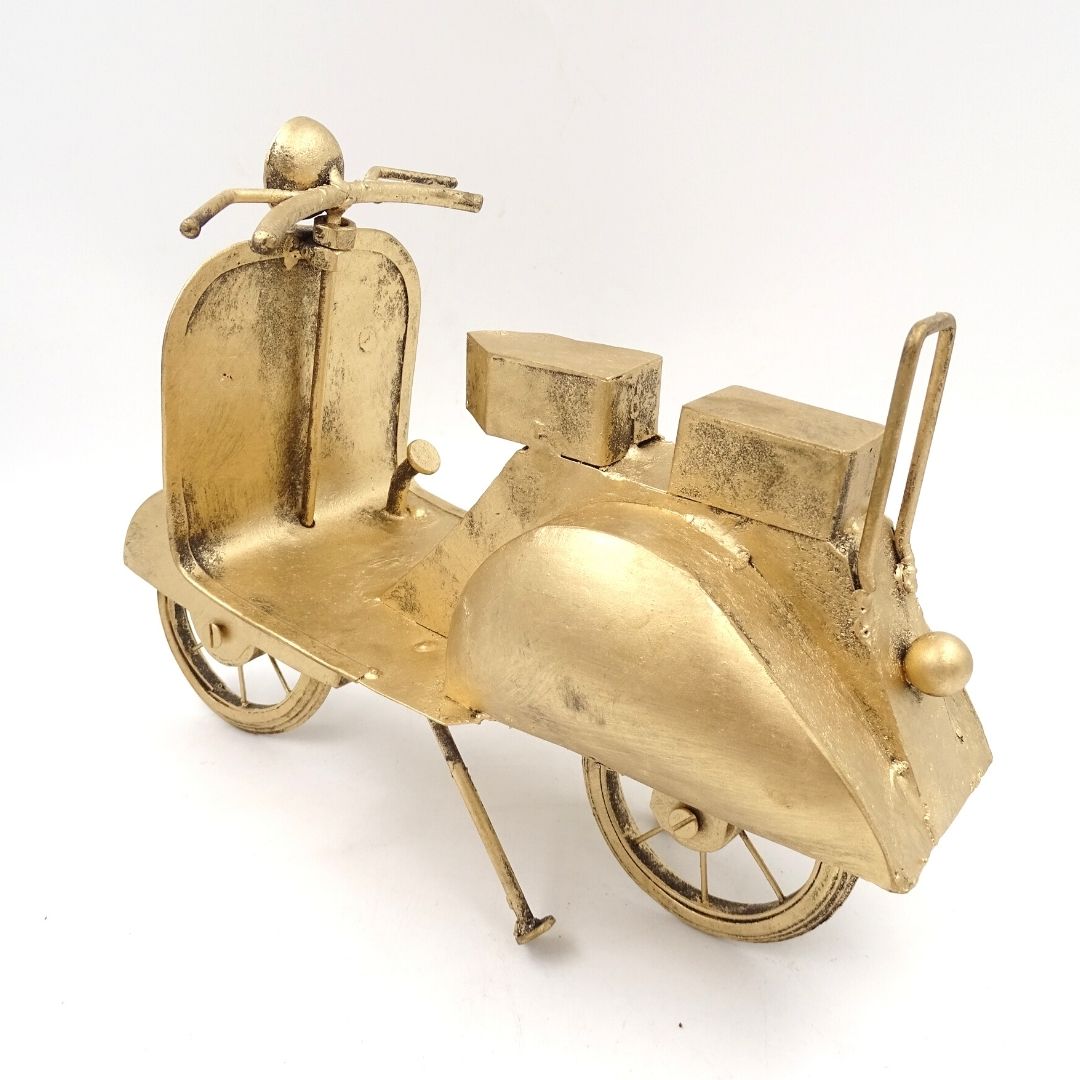 Kovový model retro skútru – NC2860