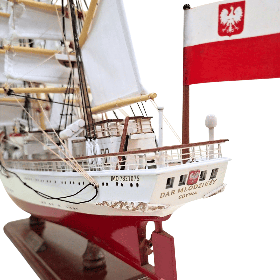 Exkluzivní model plachetnice Dar Młodzieży XXL 71 cm s možností personalizace gravírováním