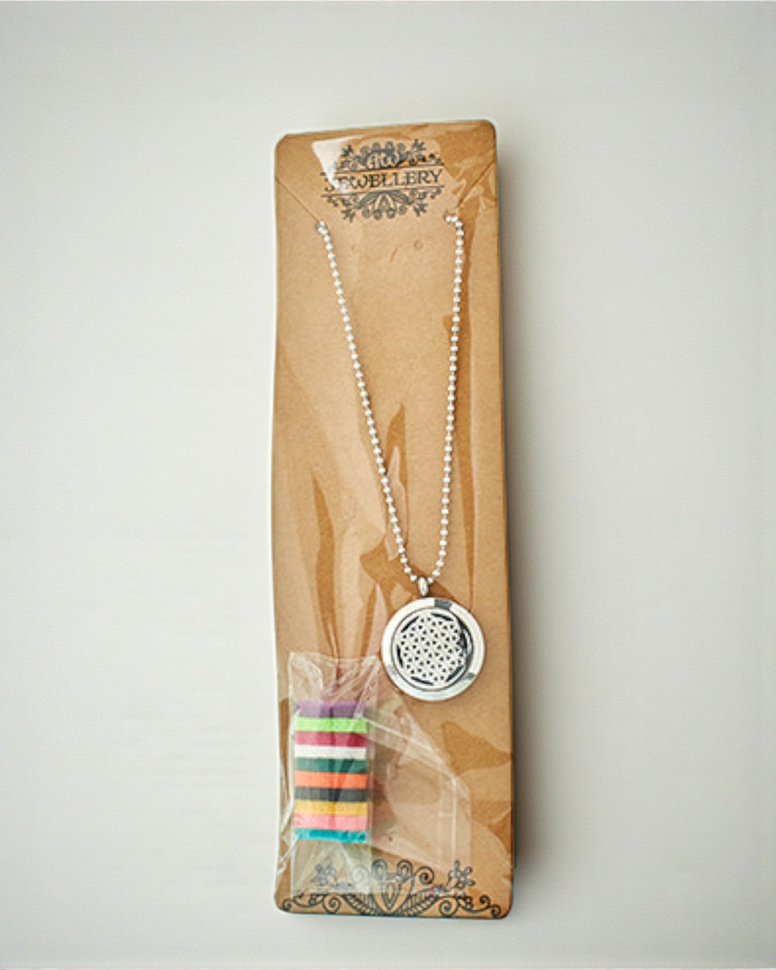 AromaTree Harmony – aromaterapeutický náhrdelník Strom života 25 mm