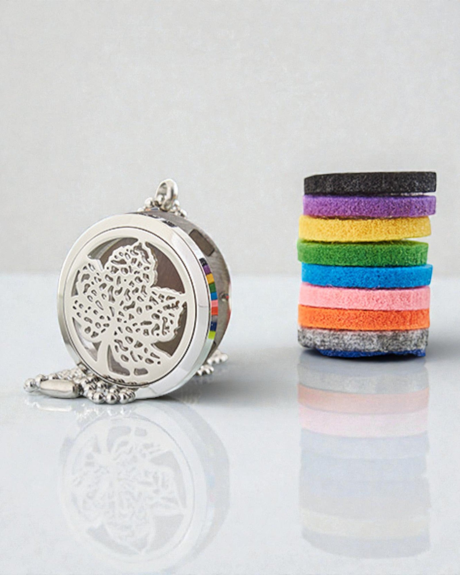 Green Harmony – aromaterapeutický náhrdelník List 30 mm