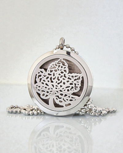 Green Harmony – aromaterapeutický náhrdelník List 30 mm