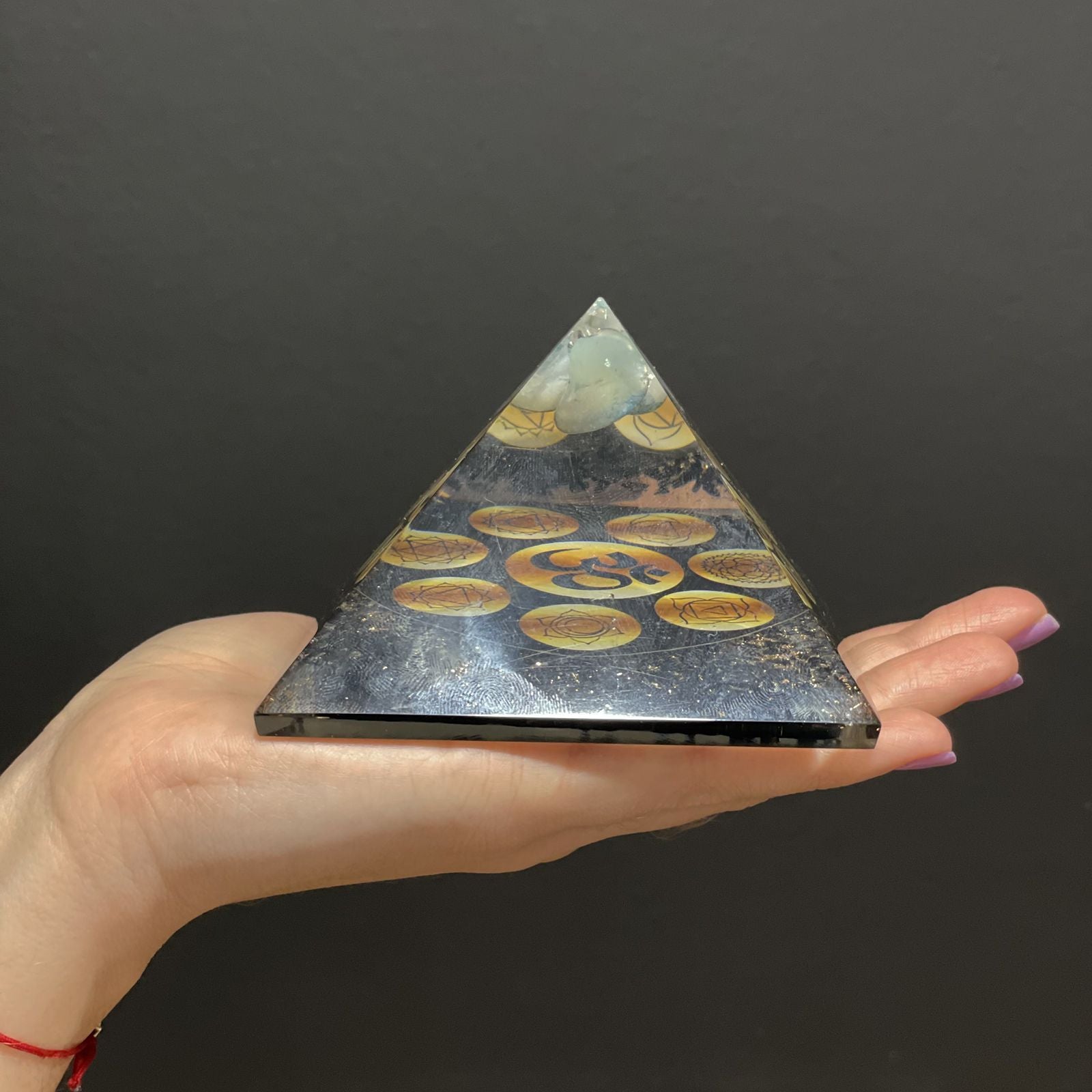 Piramida Orgonitowa Midnight Om Chakra