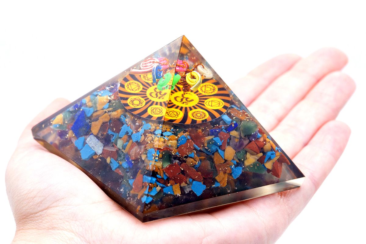 Orgonitová pyramida Om čakra