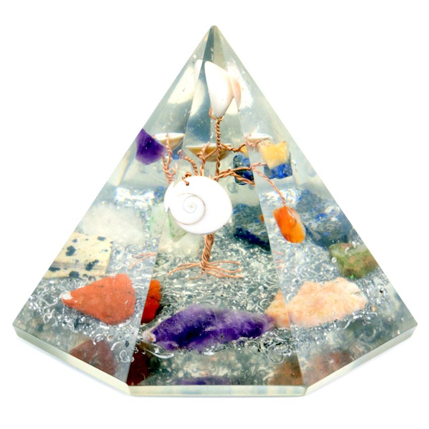 Orgonitová pyramida se 7 symetriemi s moudrým stromem kamenů