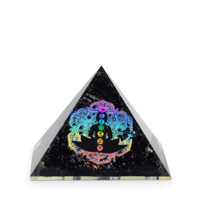 Malá orgonitová pyramida z černého turmalínu 5,5x4,5 cm s motivem Buddhy a čaker