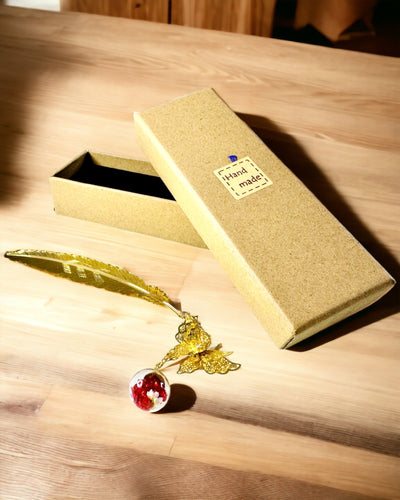 Kreativní kovová záložka do knihy Retro záložka Vintage - Pero a motýl v barokním stylu