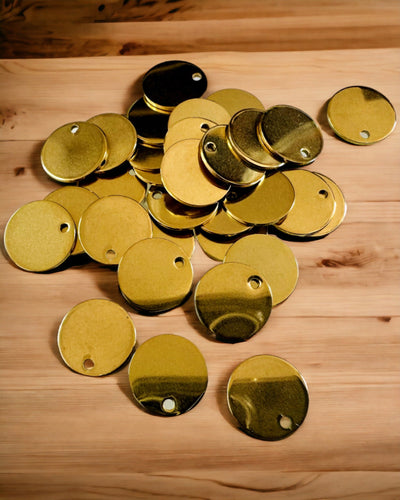 Kulatý přívěsek z nerezové oceli jako dárek s možností personalizace, gravírování