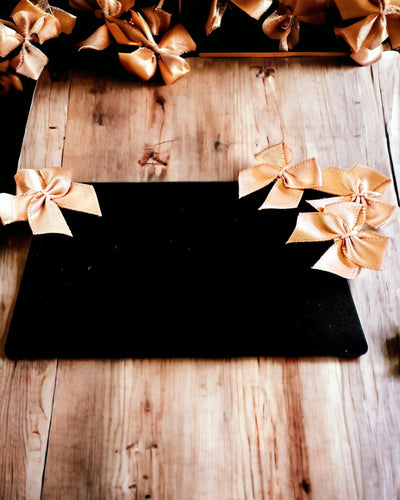 Exkluzivní Černá Kovová Vizitka s Možností Personalizace – Ideální jako Dárek