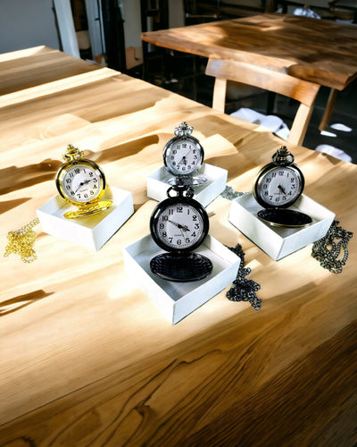 Kapesní hodinky ve vintage stylu ve zlaté barvě s možností gravírování