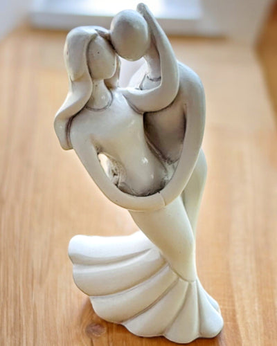 Elegantní Svazek - Malá Dekorativní Soška s Možností Gravírování - barva bílá