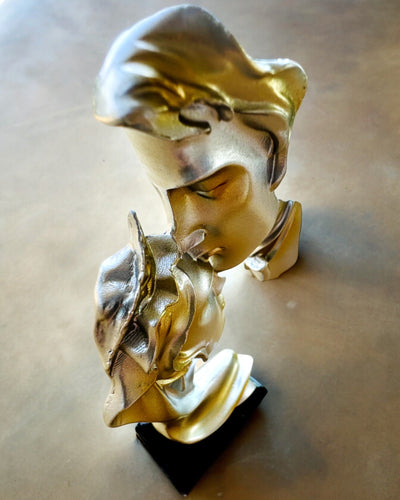 Figurka "Elegance ve Kameni" barva stříbrná - Dekorativní s Možností Gravírování, 2 rozměry na výběr