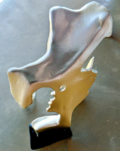 Figurka "Elegance ve Kameni" barva stříbrná - Dekorativní s Možností Gravírování, 2 rozměry na výběr