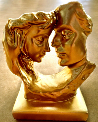 Figurka "Zlaté Spojení" - 13,5 cm výška, Dekorativní s Možností Gravírování