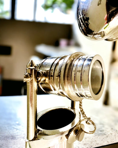 HŮLKA NA CHOZENÍ S DRŽADLEM S FUNKCÍ DALEKOHLEDU – ELEGANTNÍ A MODERNÍ, 95 CM - kapitánský "Navigator's Crest"