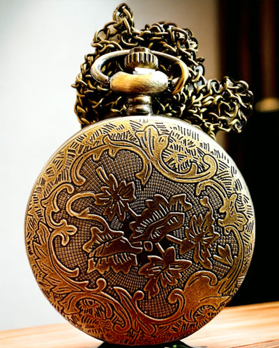 Kapesní hodinky Lesní Strážce - Elegantní hodinky s motivem jelena, možnost personalizace gravírováním