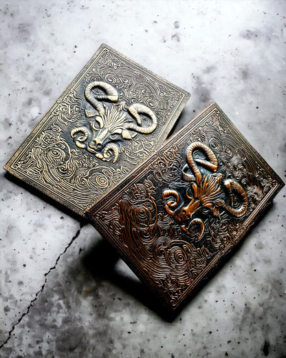 Magický Notes, zápisník "Boski Byk" - Elegantní a Výjimečná Papírnictví, personalizace gravírováním