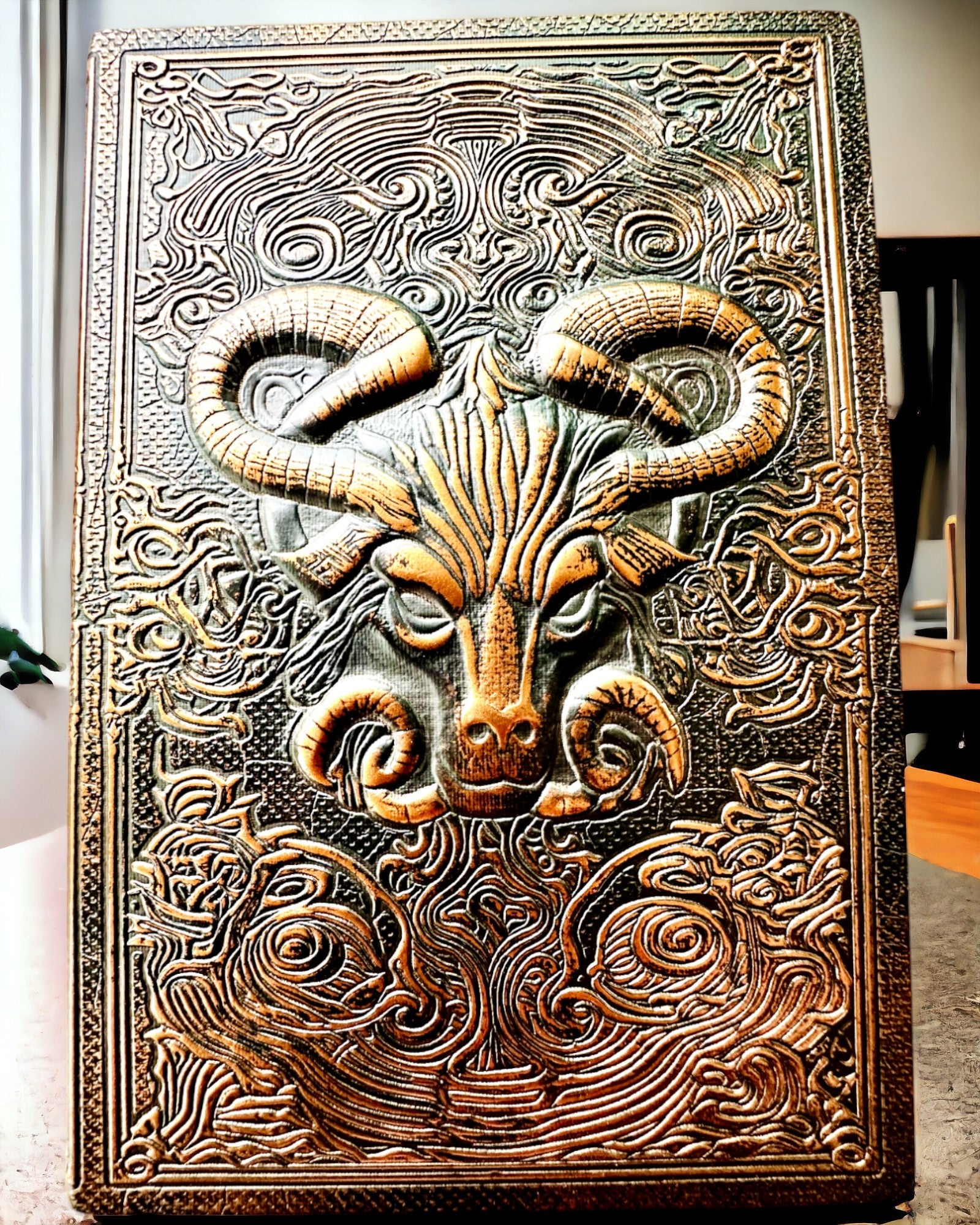 Magický Notes, zápisník "Boski Byk" - Elegantní a Výjimečná Papírnictví, personalizace gravírováním