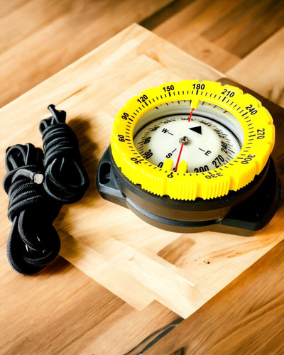 Kompas pro potápění AquaGuide - vodotěsný kompas s funkcí luminiscence s pružným páskem, možnost personalizace