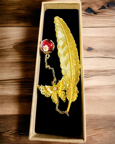 Kreativní kovová záložka do knihy Retro záložka Vintage - Pero a motýl v barokním stylu