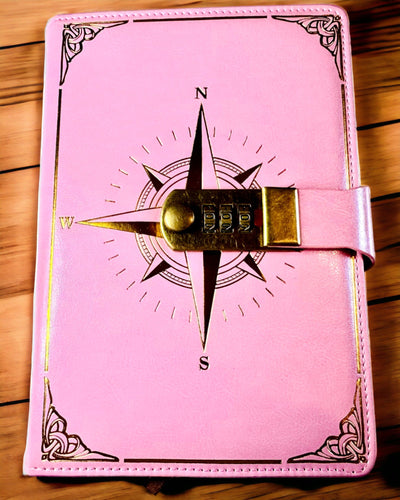 Prémiový zápisník s číselným zámkem A5 - Vintage styl s kompasem, japonský design, papírenské zboží pro studenty a podnikání. Personalizace gravírováním