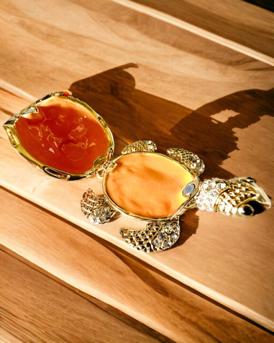 Skrinka "Želví rodinka" - barva oranžová, personalizace gravírováním